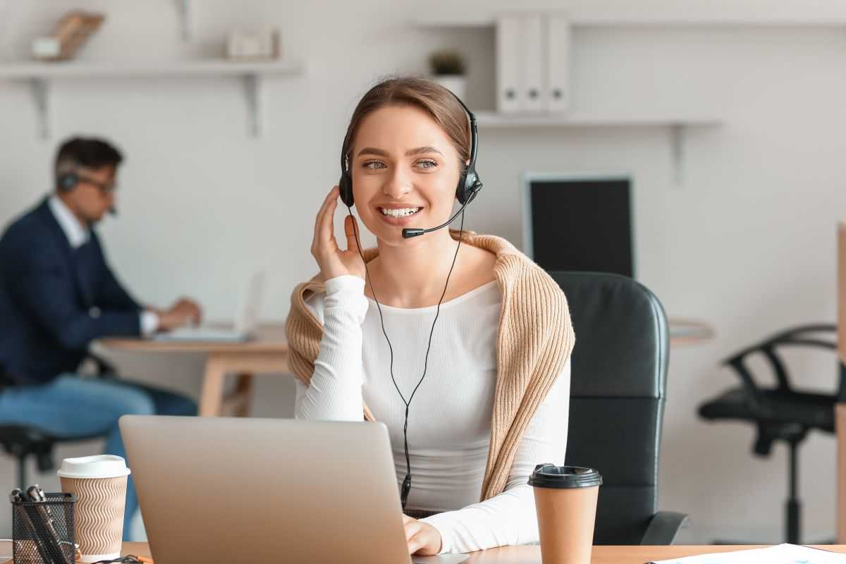 Help Desk and Technical Support Image